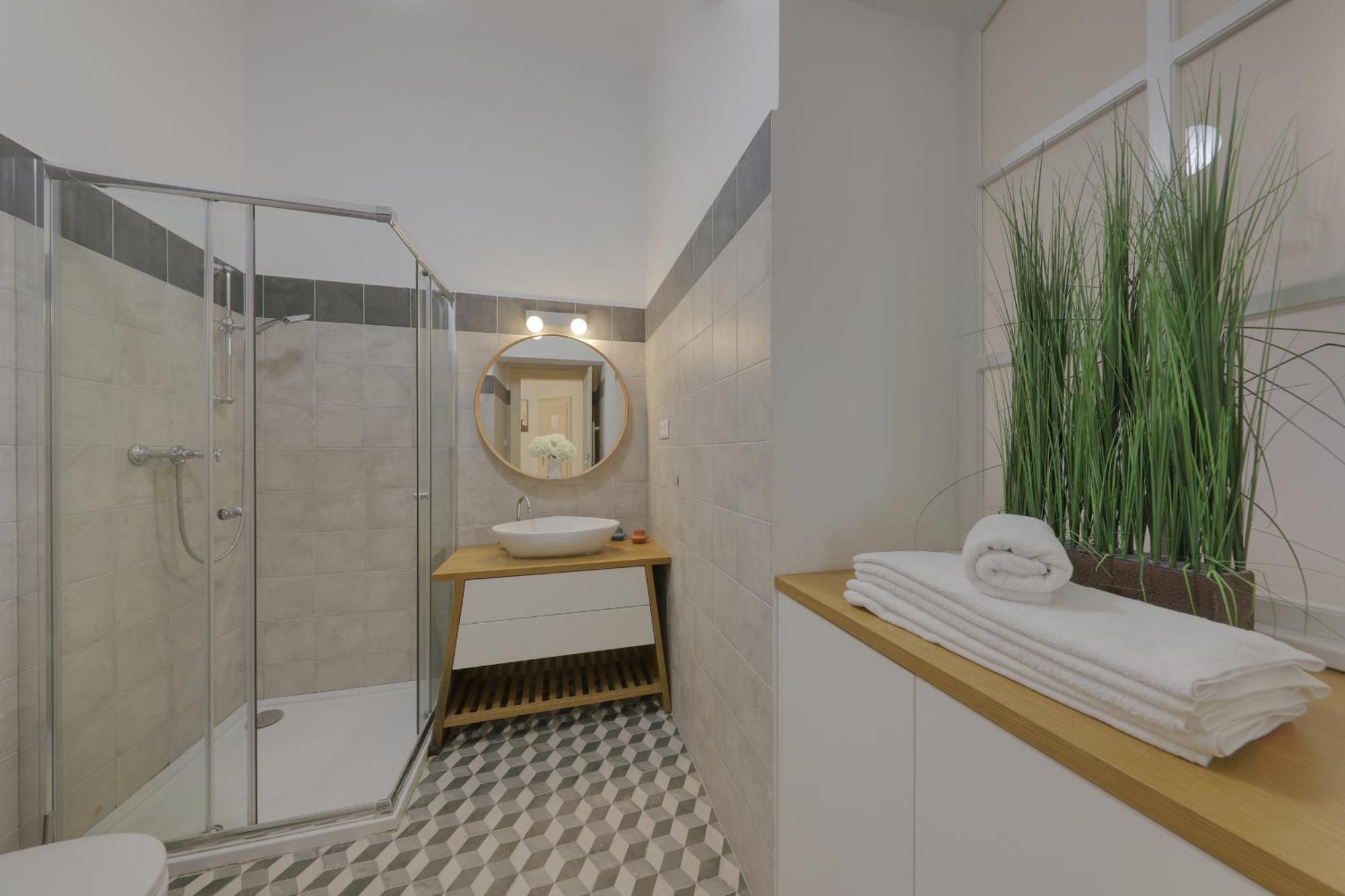 Beautiful Condo At The Old Town Bratislava Esterno foto