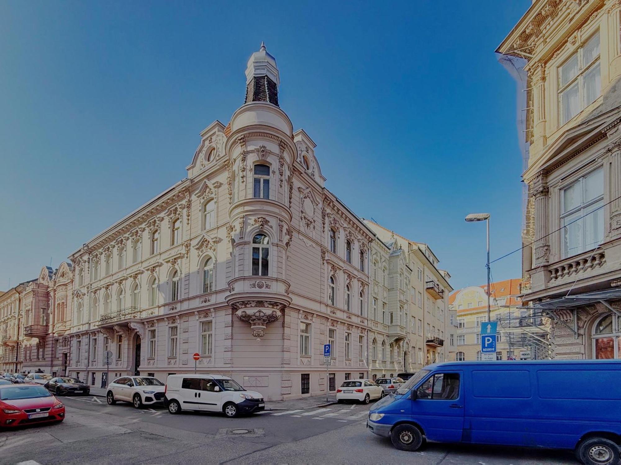 Beautiful Condo At The Old Town Bratislava Esterno foto