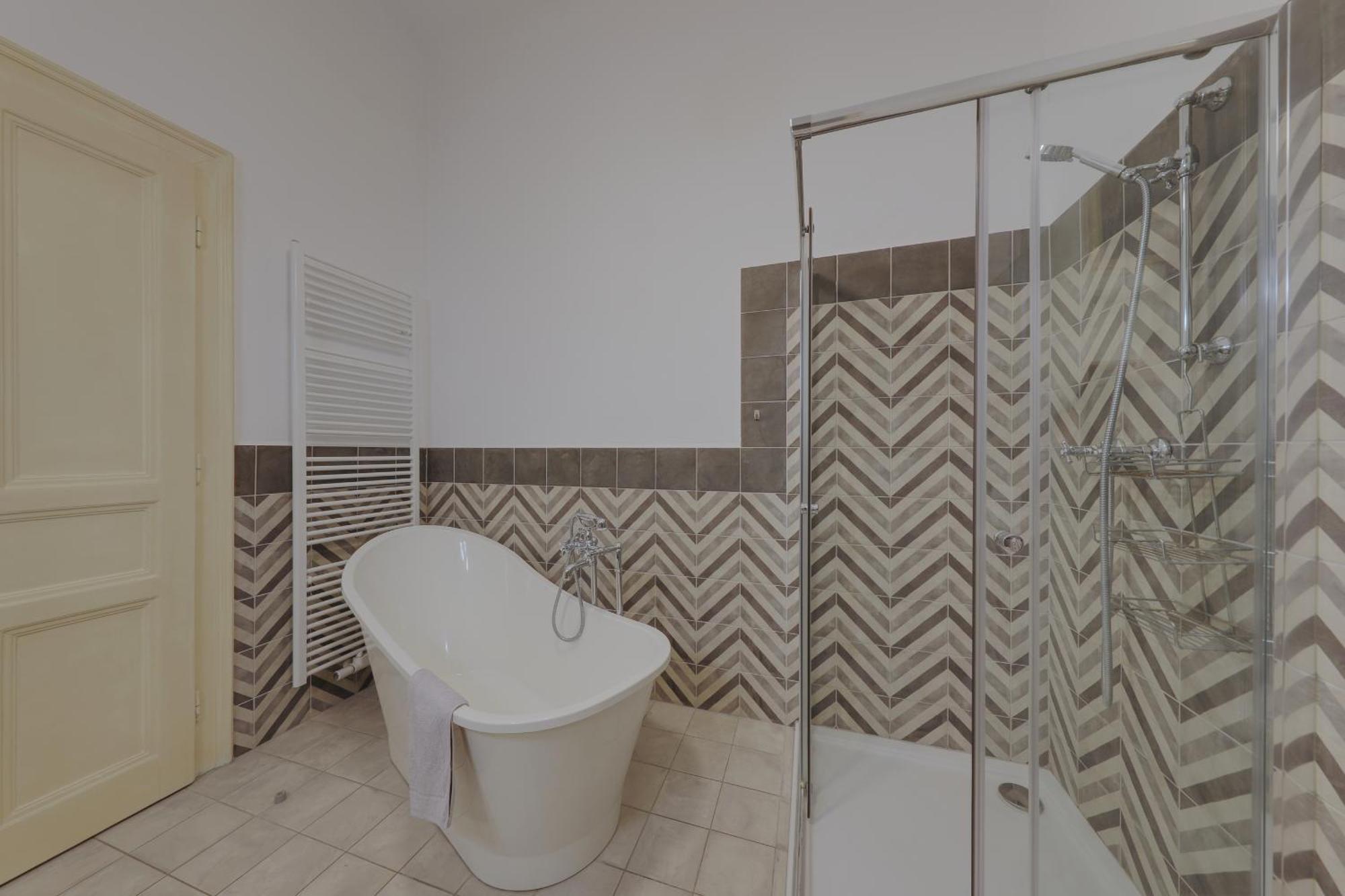 Beautiful Condo At The Old Town Bratislava Esterno foto